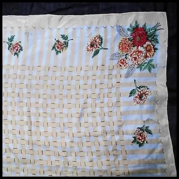 Vintage Rockabilly Scarf Retro Floral Silk Rayon VFG Headwrap Kerchief Babushka - Picture 5 of 16